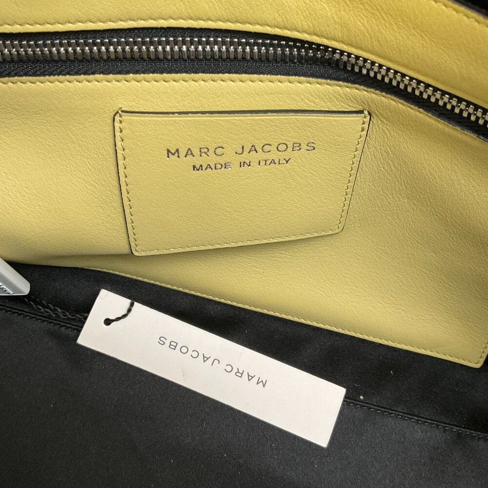 Marc Jacobs Lime Leather Incognito Bag - Picture 9 of 10
